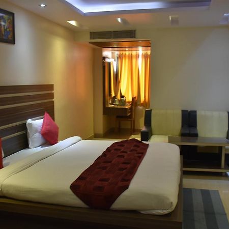 Aurangabad  Hotel Saraswati Inn מראה חיצוני תמונה